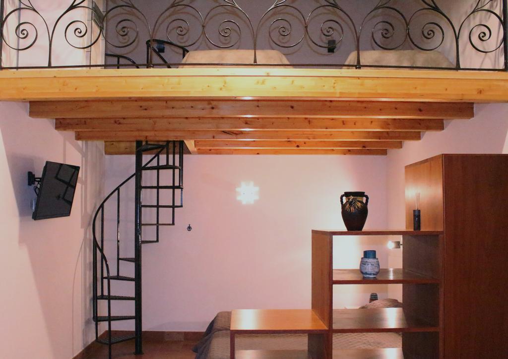 Casa Das Romas มอนคาราปาโช ภายนอก รูปภาพ